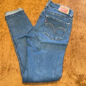 Levi’s 536 Super Skinny Jeans